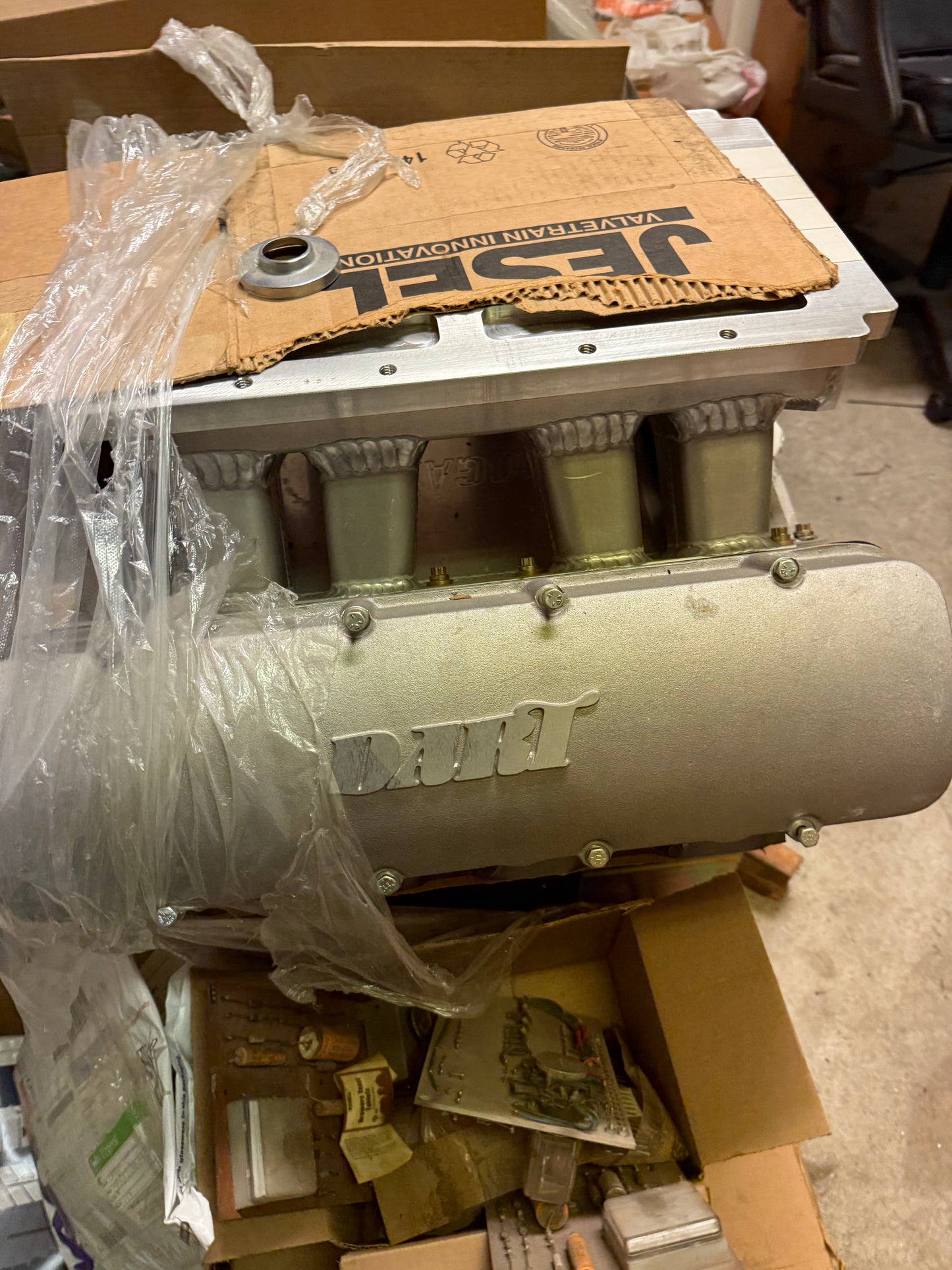 Item #615 1000+HP marine big block motor with supercharger