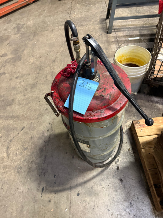 Item #316 Manual barrel grease pump