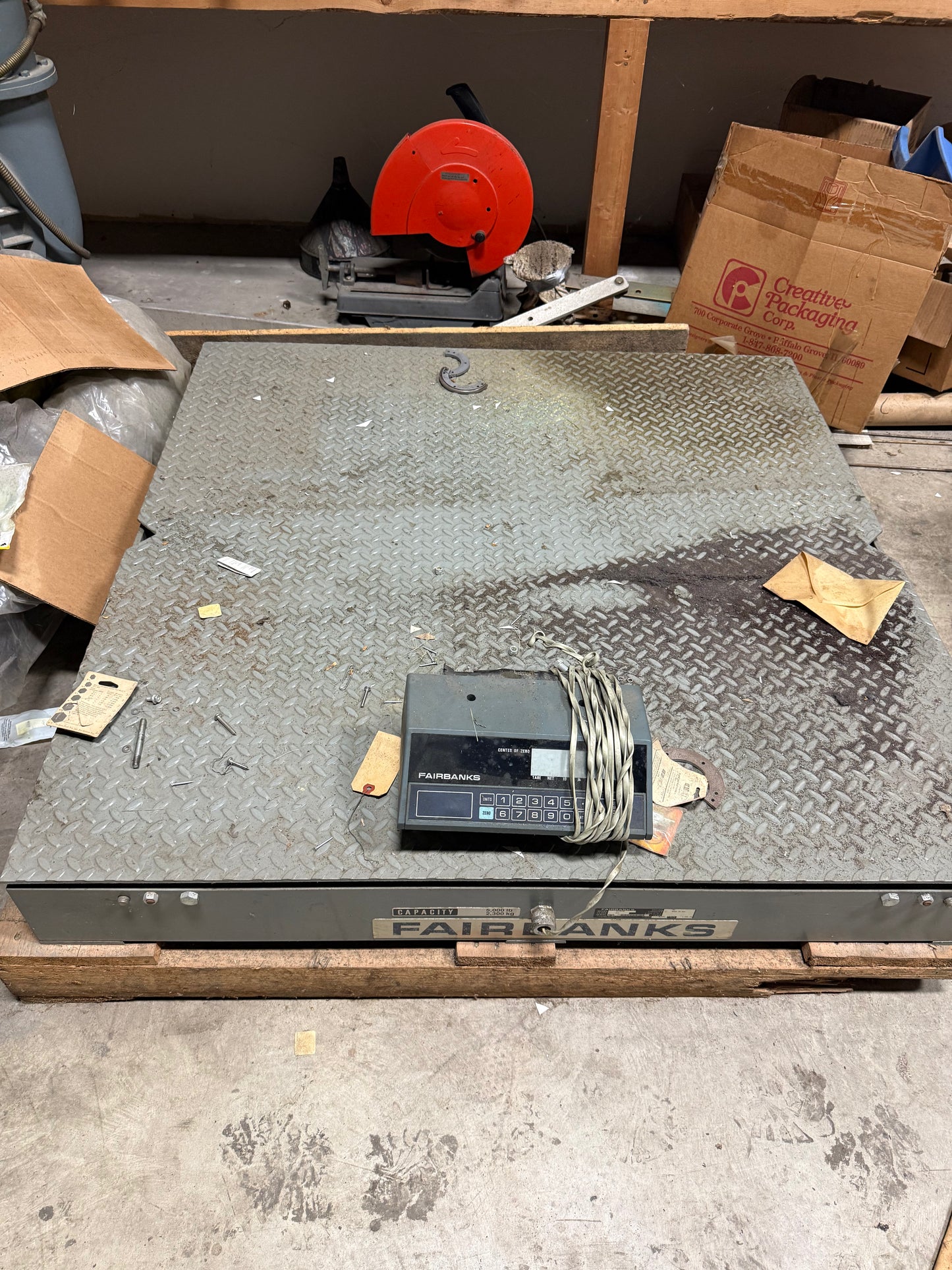 Item #612 Fairbanks Floor Scale